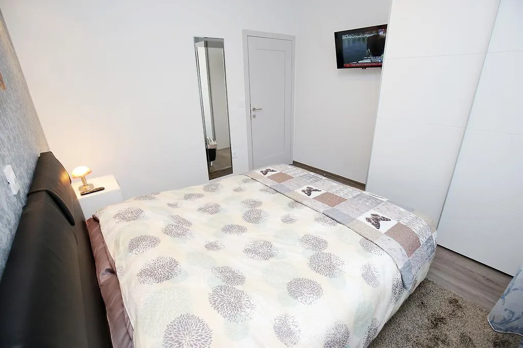 Green Corner Zadar Apartamento