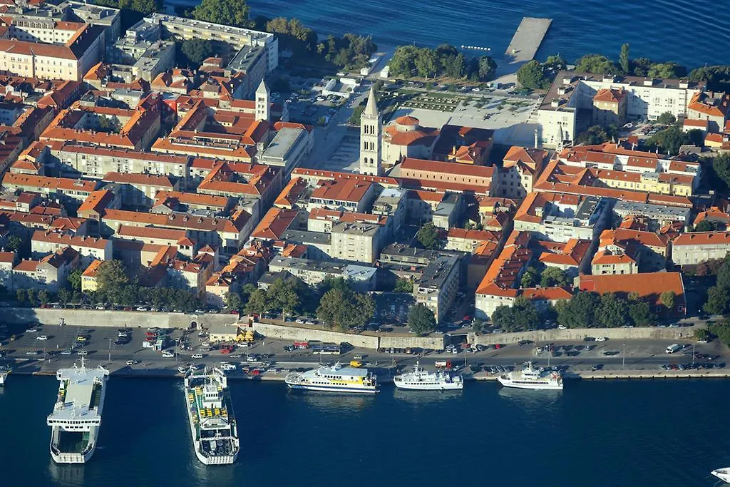 Green Corner Zadar 0*,