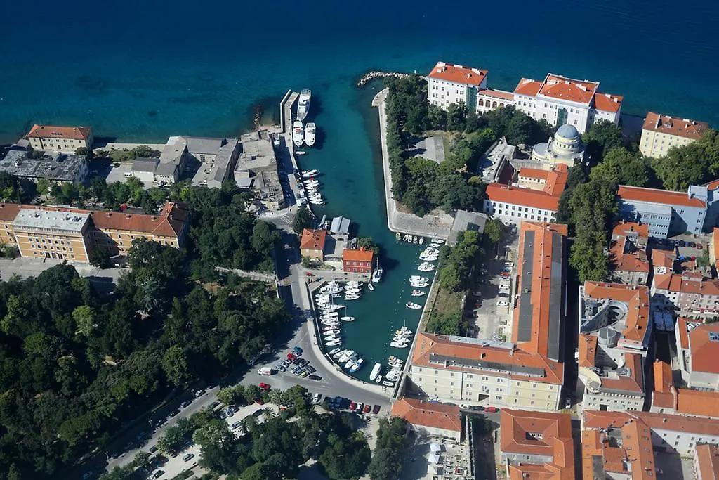 Green Corner Zadar Apartamento